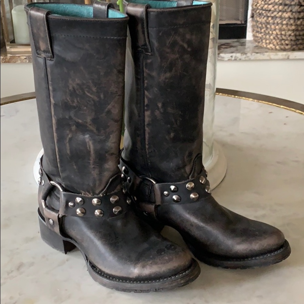 Vintage Corral Black Distressed Studded Boots